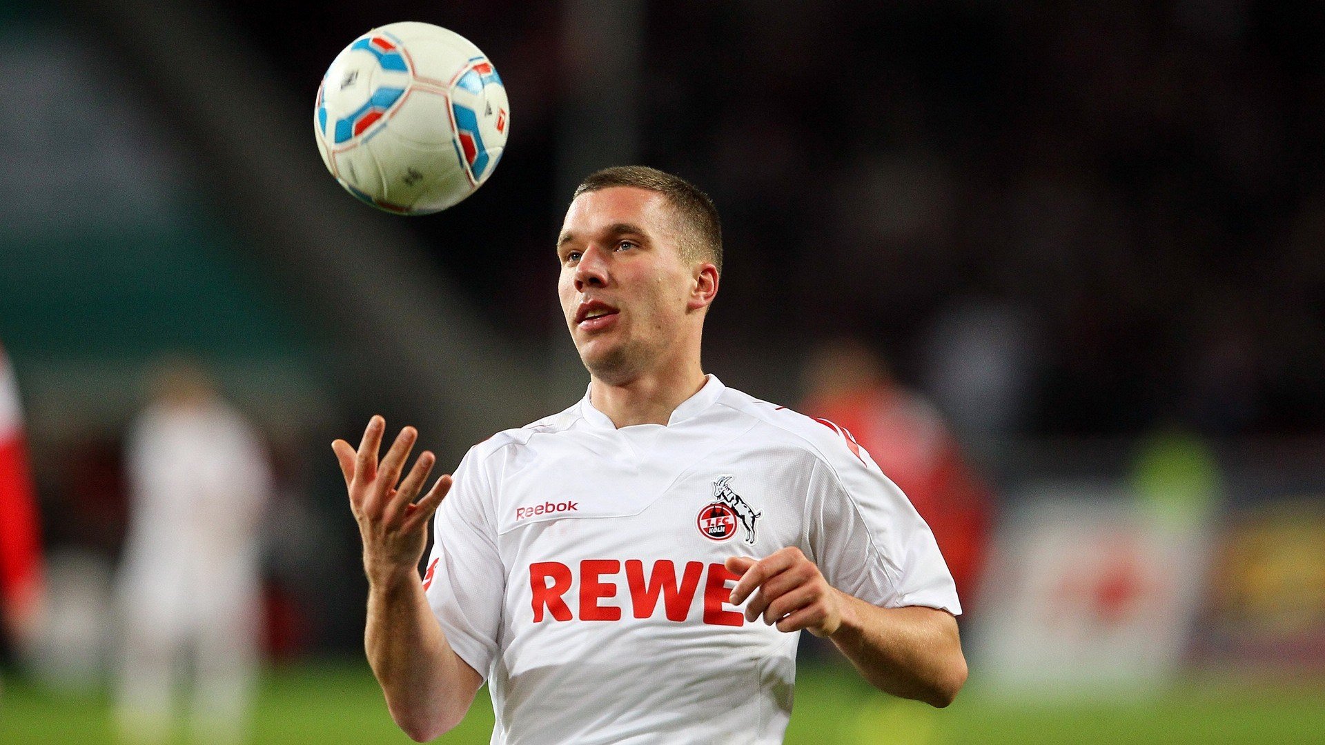 开云APP-“德甲领头羊战火重燃，压力与日俱增”，德甲阵营