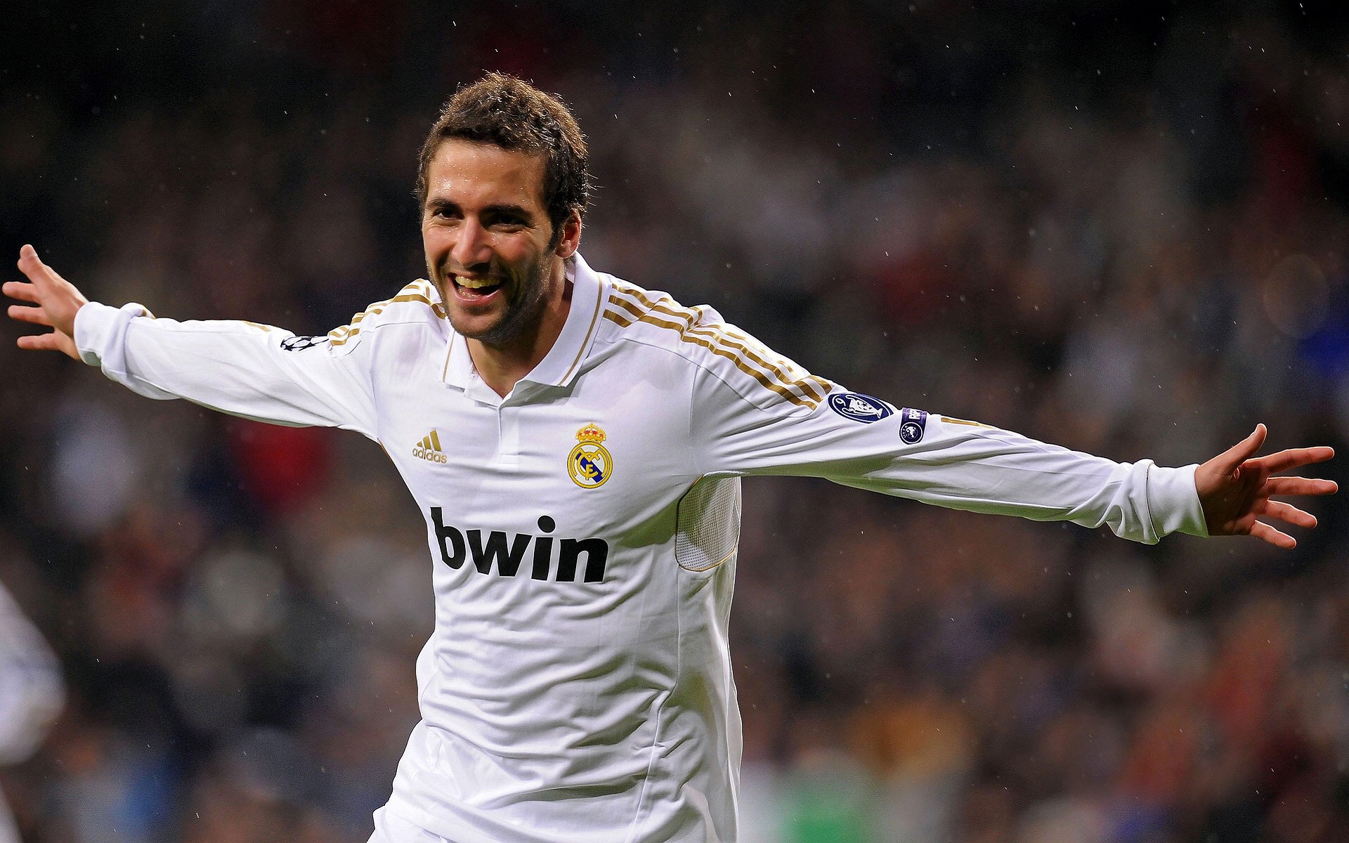 开云官方-欧冠签约“超级引援”，改变赛季走向的转会大事，欧冠超级杯2020